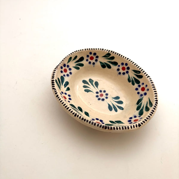 Oval Capula Platitos/Snack or Salsa Bowl
