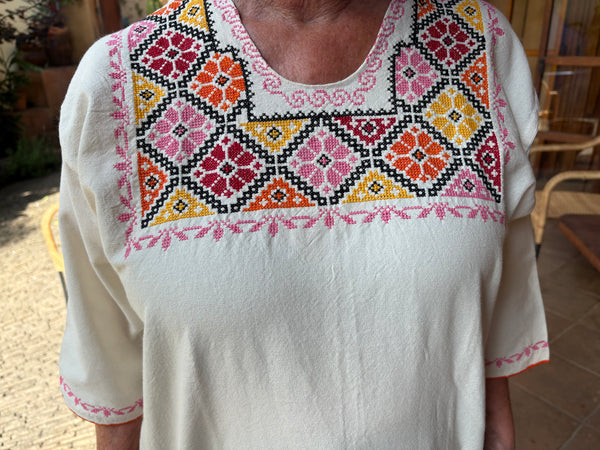Embroidered Blouse-“Tocuaro” 3/4 sleeve/ Medium