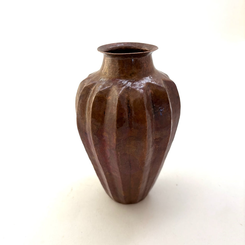 Hammered Copper Vase w/Ribs- Medium