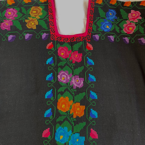 Embroidered Blouse "Cocucho"- Medium