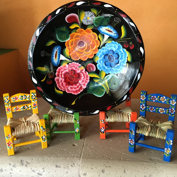 painted-batea-Quiroga-traditional