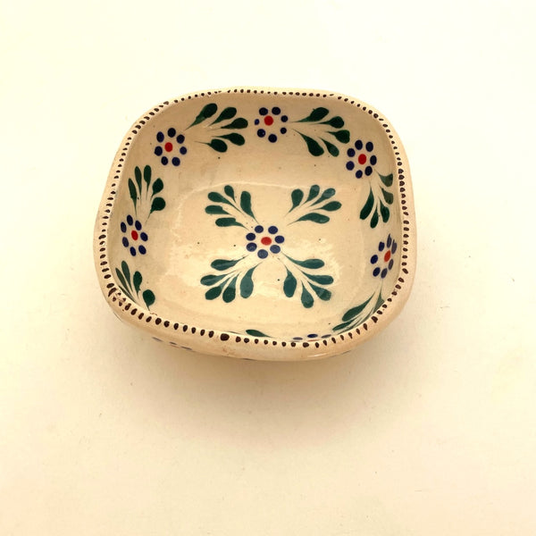 Square Capula Platitos/Snack or Salsa Bowl