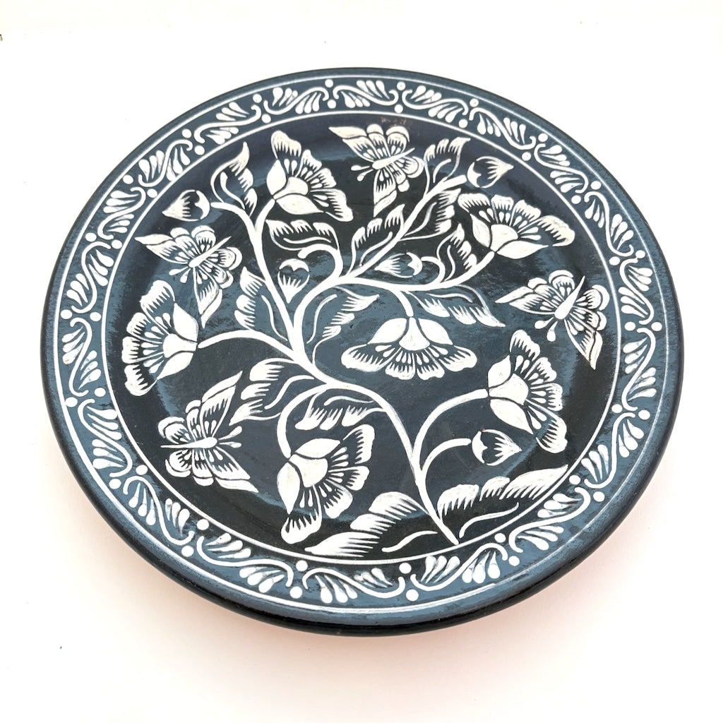 Plate by Fernando Arroyo