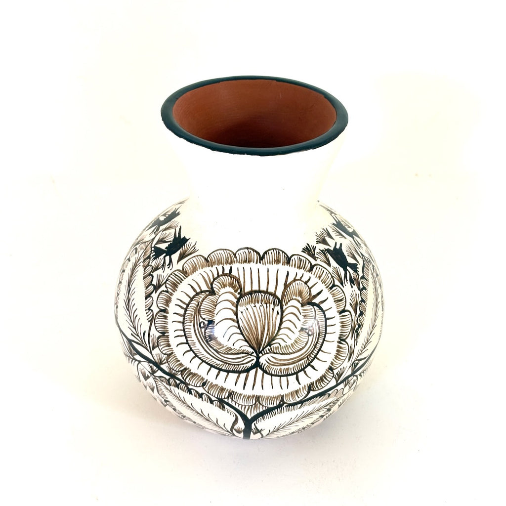 Small Burnished Clay Vase - Huancito
