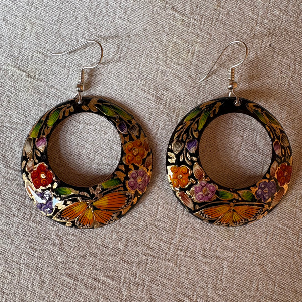 "Laca" Hoop Earrings w/Monarch Butterfly - Black