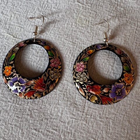 "Laca" Hoop Earrings w/Monarch Butterfly - Black