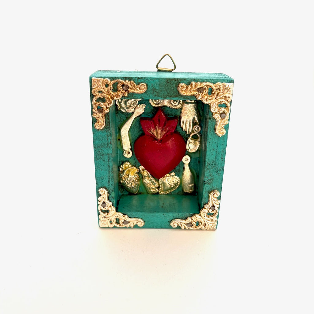 Milagro nicho w/Heart