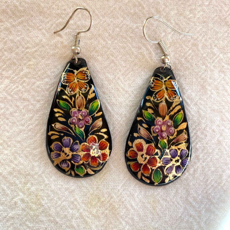 Hand painted "Laca" Earrings w/Monarch Butterfly