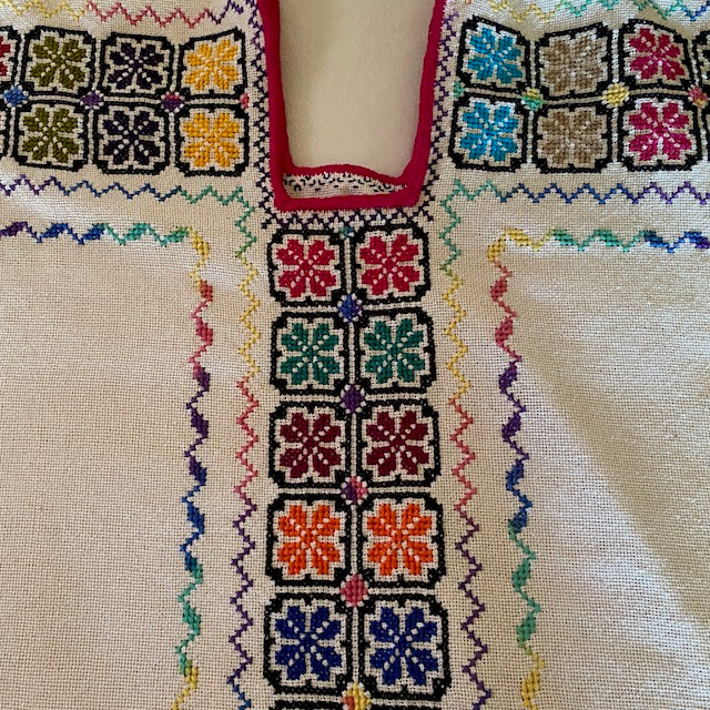 Embroidered Blouse-"Cocucho" - Medium