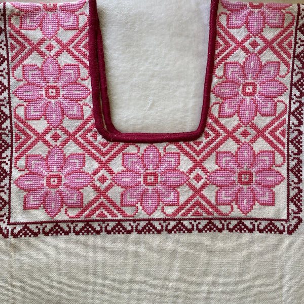 Embroidered Blouse “Zipiajo”- Medium